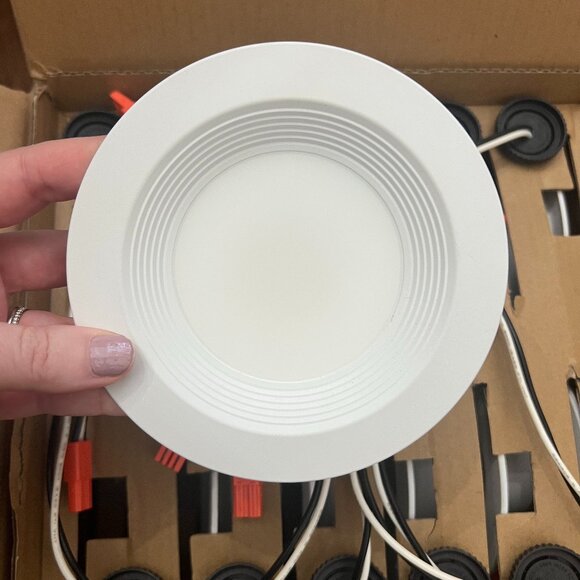 12 Pack 4" LED Recessed Lights - Picture 3 of 9